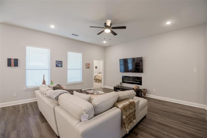 2655 Kathleen Avenue, Dallas TX 75216 - Photo 16
