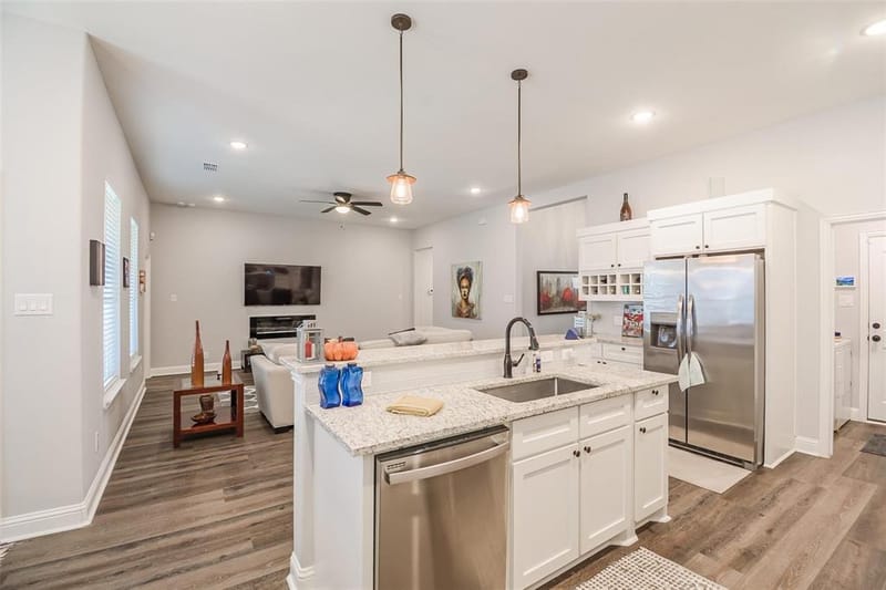 2655 Kathleen Avenue, Dallas TX 75216 - Photo 9