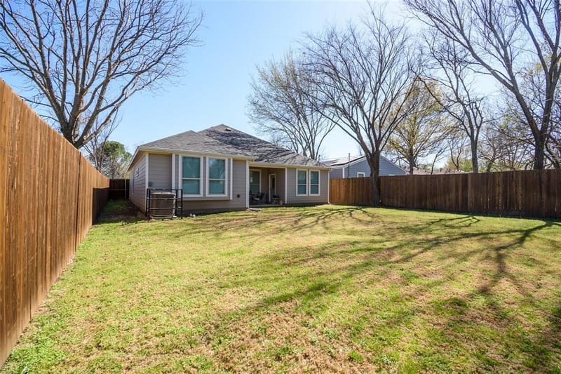 2655 Kathleen Avenue, Dallas TX 75216 - Photo 31