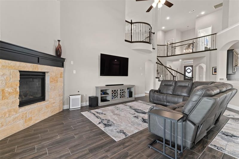 800 Beckington Drive, Shady Shores TX 76208 - Photo 8