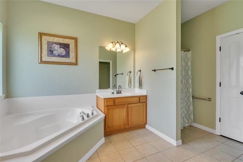 109 Falcons Eye Court, Weatherford TX 76087 - Photo 26