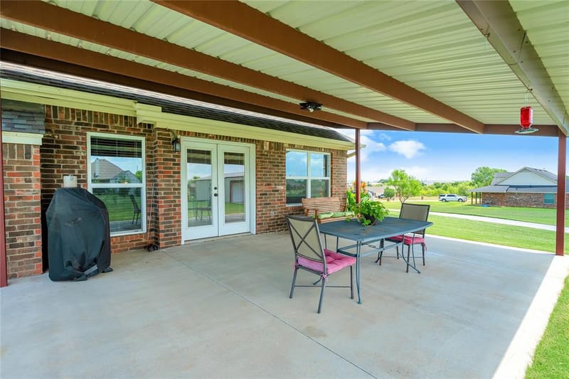 109 Falcons Eye Court, Weatherford TX 76087 - Photo 5