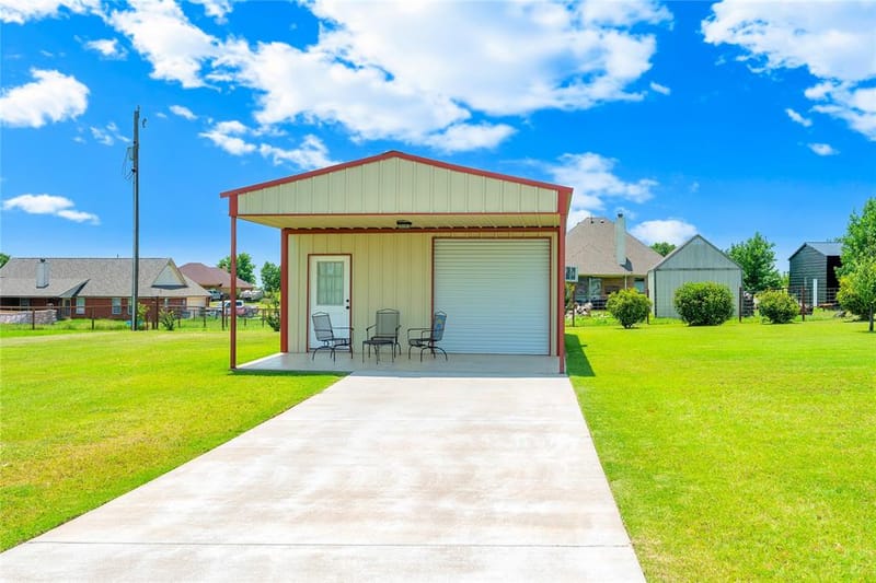 109 Falcons Eye Court, Weatherford TX 76087 - Photo 11