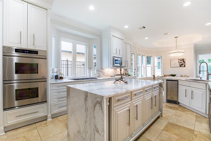 5809 Golden Leaf Court, Plano TX 75093 - Photo 14