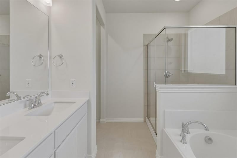 720 County Road 200, Valley View TX 76272 - Photo 17