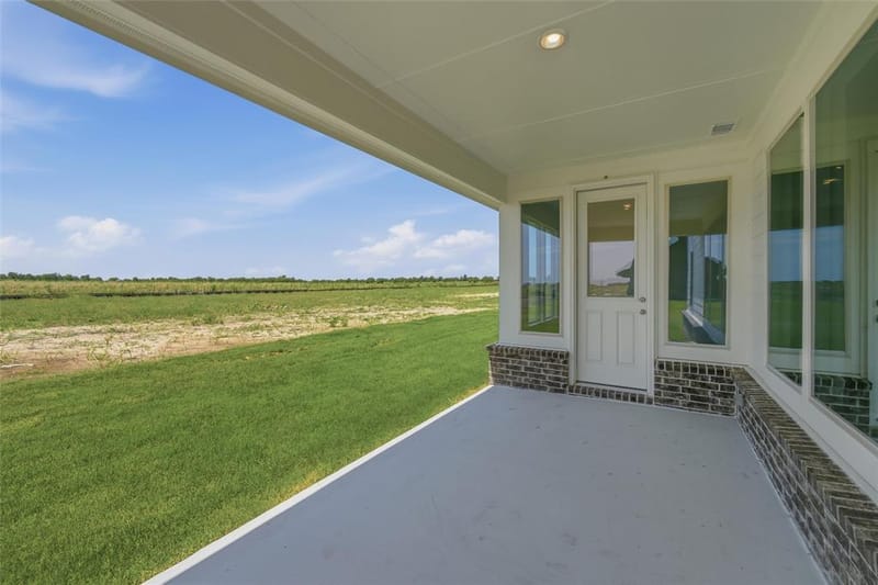 720 County Road 200, Valley View TX 76272 - Photo 21