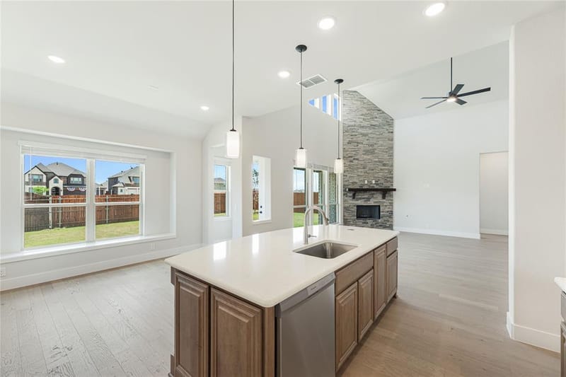 1033 Emerald Trace Drive, Justin TX 76247 - Photo 21