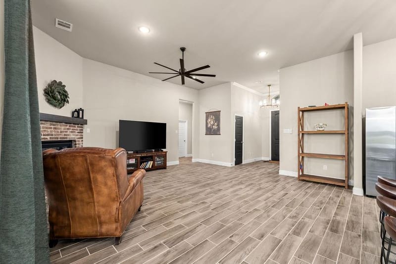 8130 Honeywell Avenue, Greenville TX 75402 - Photo 16