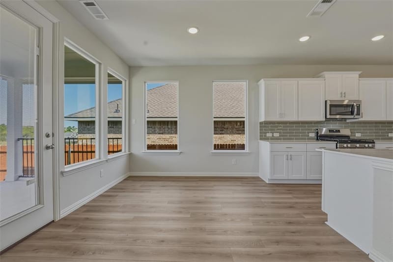 828 Elmstead Drive, Fort Worth TX 76108 - Photo 11