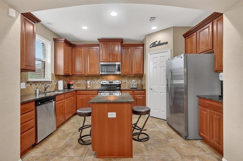 3715 Sicily Street, Irving TX 75038 - Photo 5