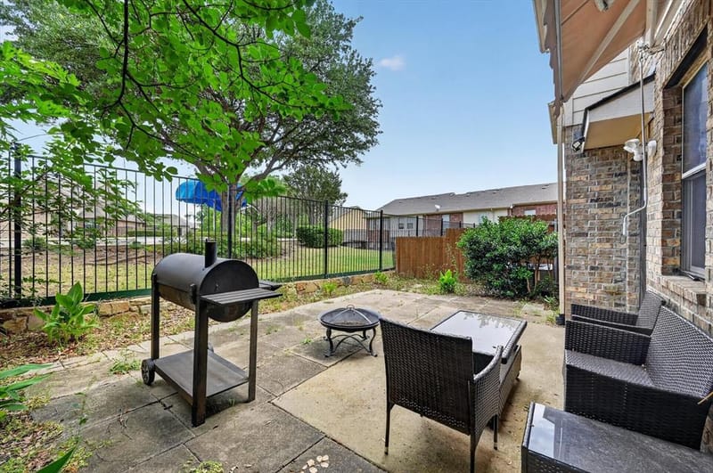 3715 Sicily Street, Irving TX 75038 - Photo 8