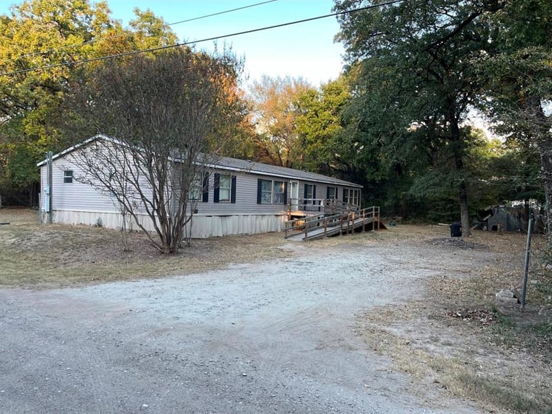136 Coahoma Street, Mabank TX 75156