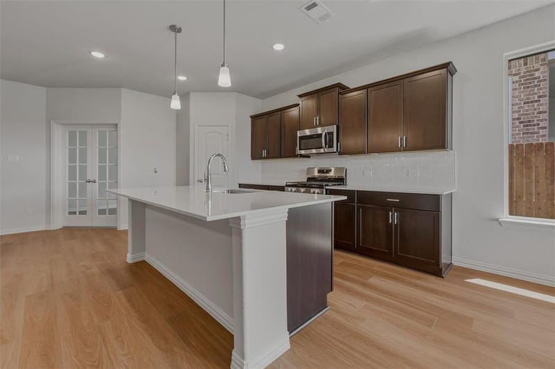 820 Elmstead Drive, Fort Worth TX 76108 - Photo 10