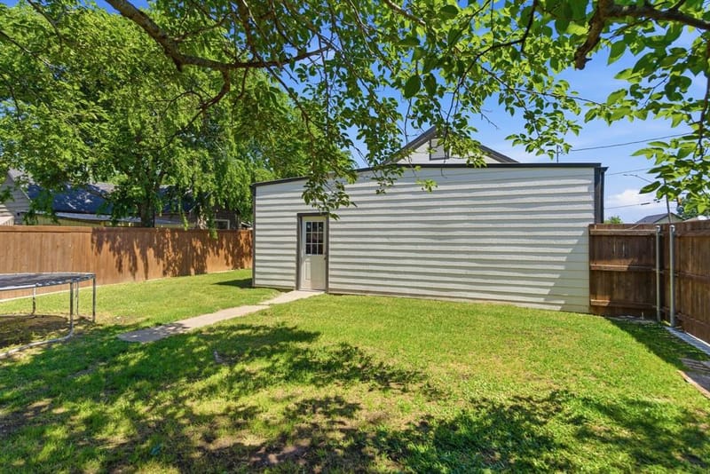 401 W Mesquite Street, Gunter TX 75058 - Photo 27
