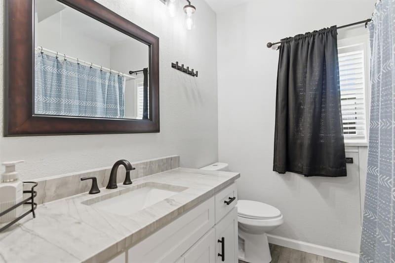 401 W Mesquite Street, Gunter TX 75058 - Photo 24