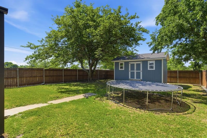 401 W Mesquite Street, Gunter TX 75058 - Photo 29