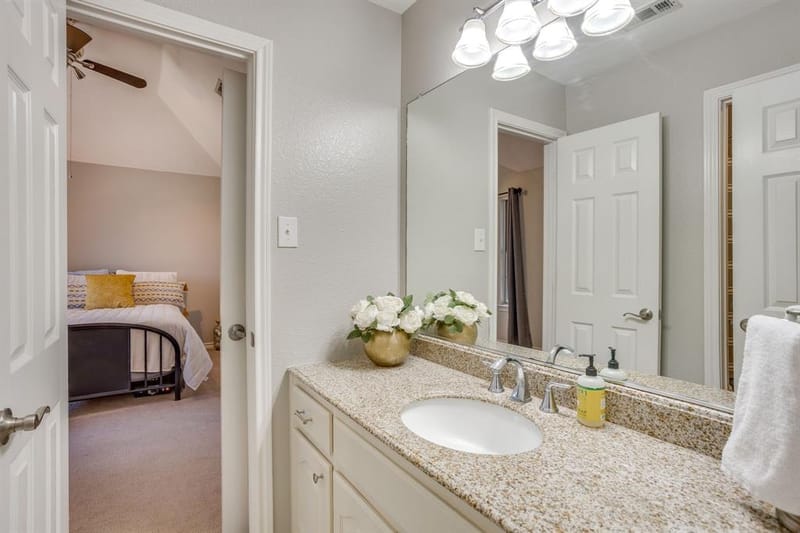 12105 Fairway Meadows Drive, Fort Worth TX 76179 - Photo 15