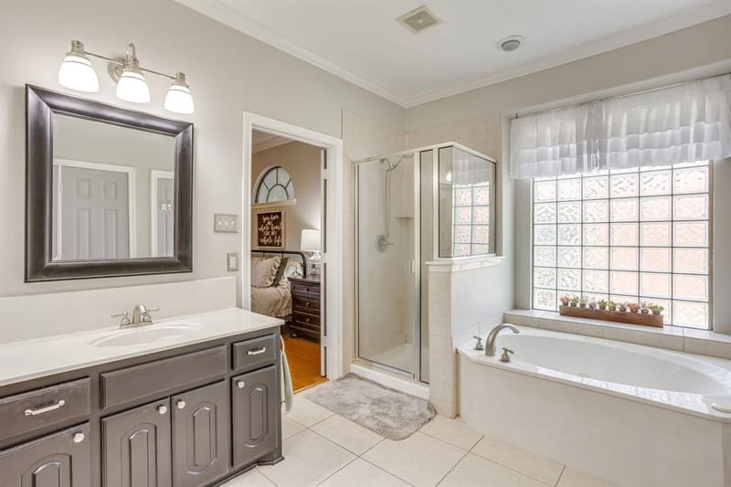 12105 Fairway Meadows Drive, Fort Worth TX 76179 - Photo 11