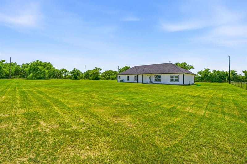 689 Dill Road, Weatherford TX 76085 - Photo 31