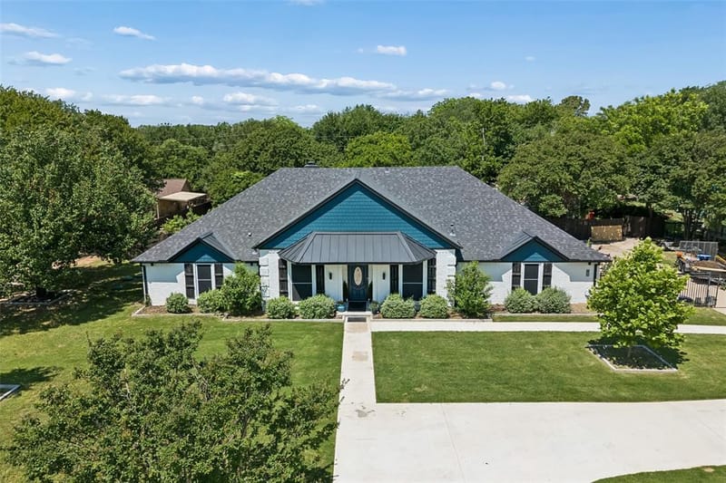 160 Cedarcrest Lane, Double Oak TX 75077