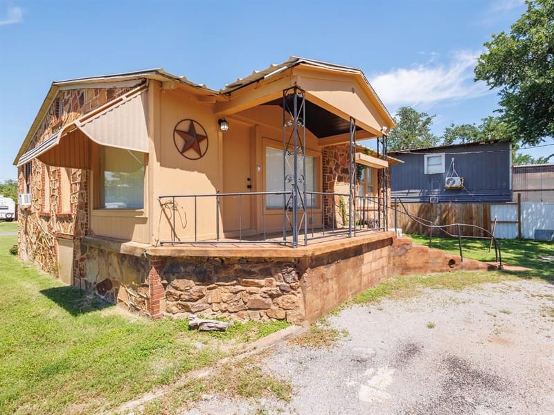 310 Pency Drive, Brownwood TX 76801 - Photo 28