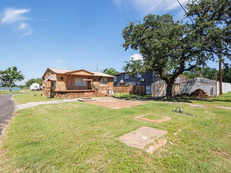 310 Pency Drive, Brownwood TX 76801 - Photo 34