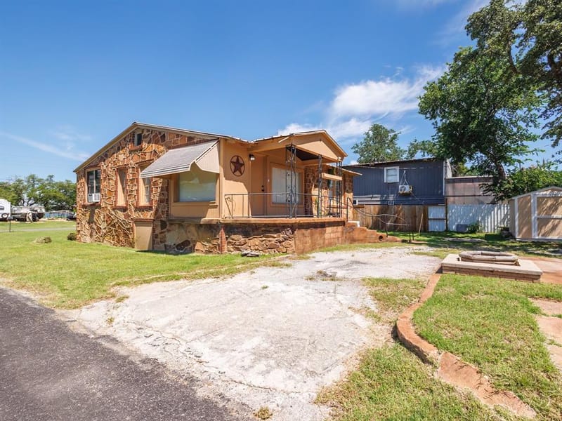 310 Pency Drive, Brownwood TX 76801 - Photo 29