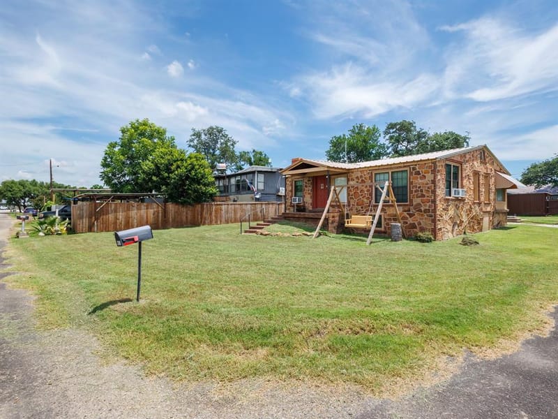 310 Pency Drive, Brownwood TX 76801 - Photo 4