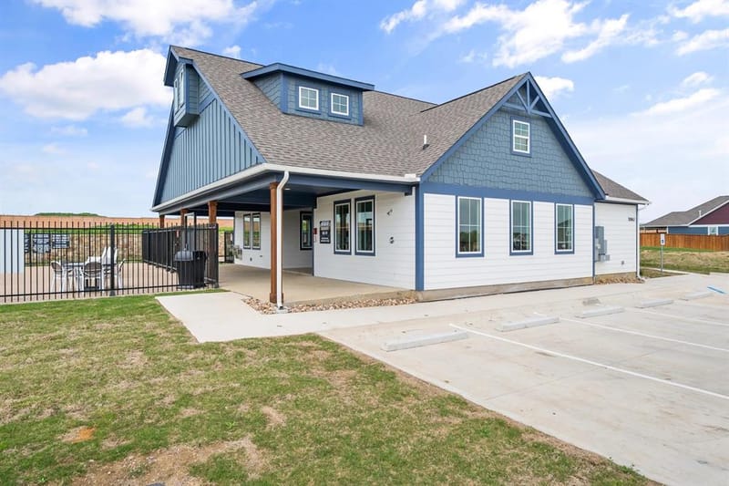 10907 Rochelle Court, Grand Prairie TX 76065 - Photo 37