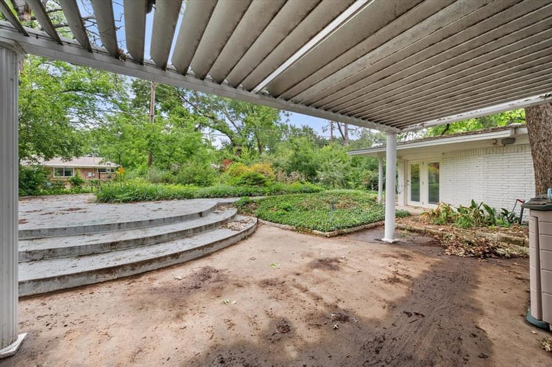 1209 W Lilly Lane, Arlington TX 76013 - Photo 22