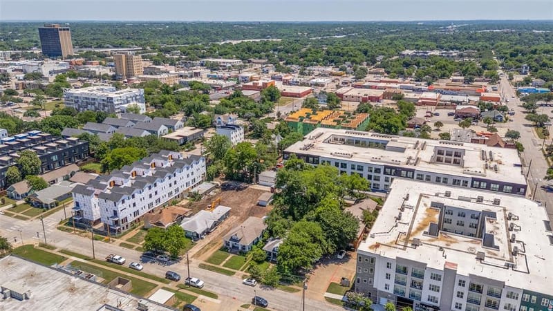520 W 9th Street, Dallas TX 75208 - Photo 13