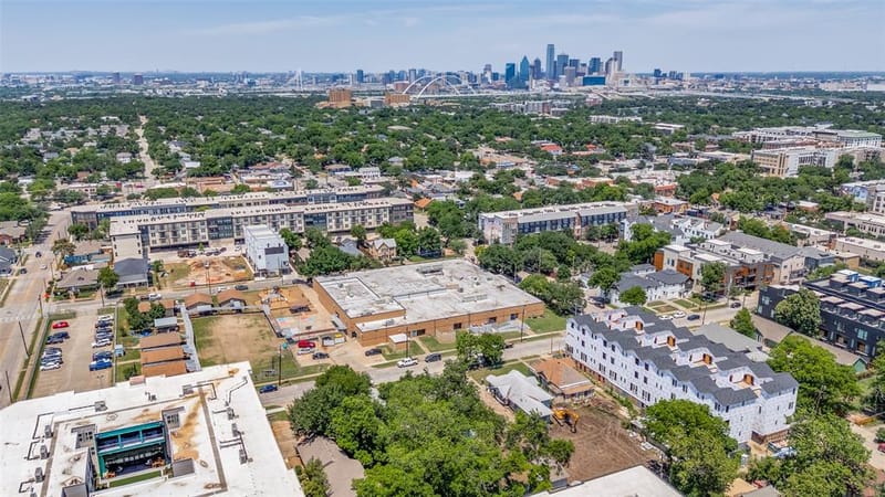 520 W 9th Street, Dallas TX 75208 - Photo 9