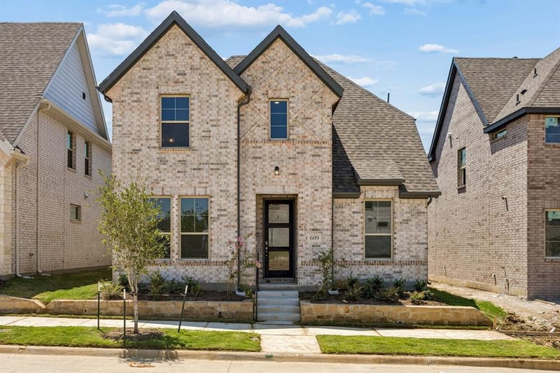 609 Wicklow Court, Celina TX 75009