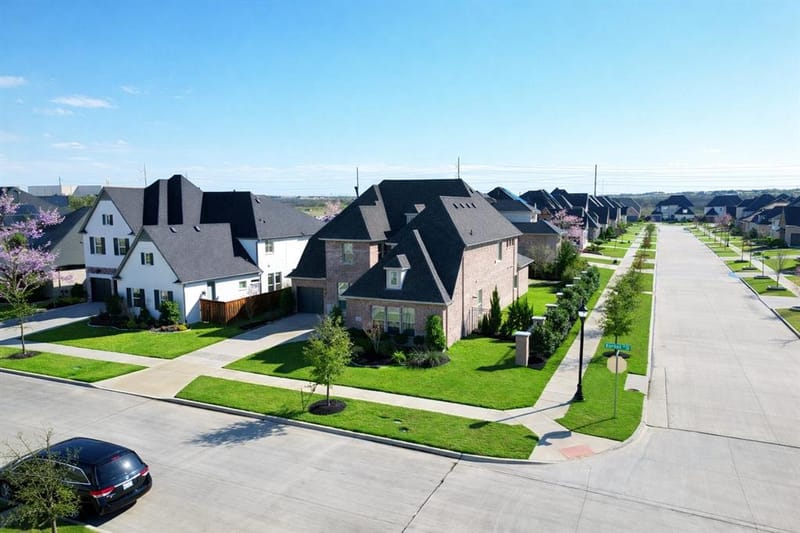 6738 Barnes Drive, Frisco TX 75034 - Photo 4