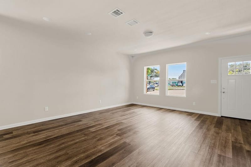 3849 Kimbo Road, Fort Worth TX 76104 - Photo 4