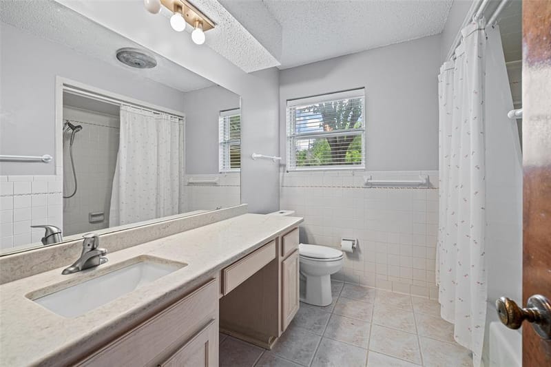 4208 Indian Creek Court, Granbury TX 76049 - Photo 22