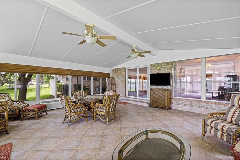 4208 Indian Creek Court, Granbury TX 76049 - Photo 19