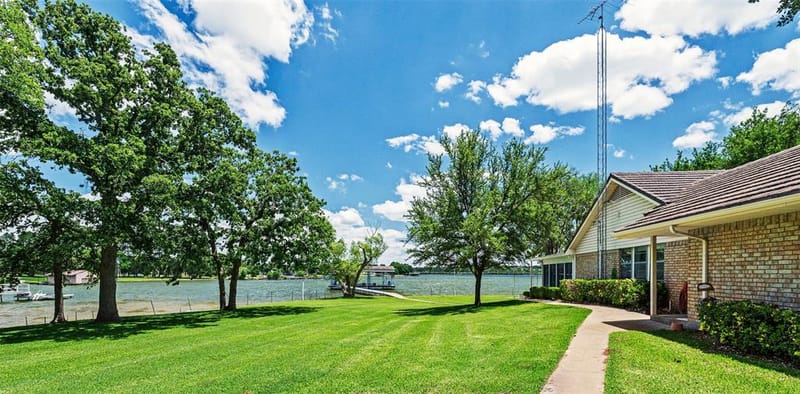 4208 Indian Creek Court, Granbury TX 76049 - Photo 39