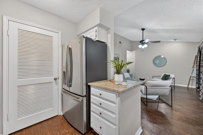1200 Harwell Drive # 1924, Arlington TX 76011 - Photo 3