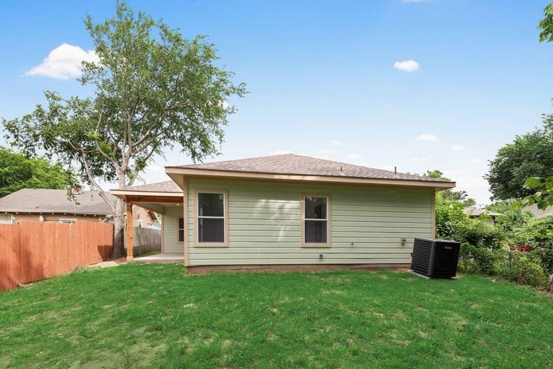 2706 Lenway Street, Dallas TX 75215 - Photo 20