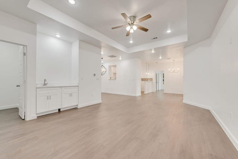 2706 Lenway Street, Dallas TX 75215 - Photo 24