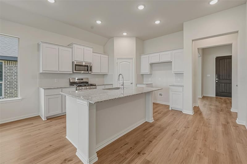 3524 Helena Street, Gainesville TX 76240 - Photo 10