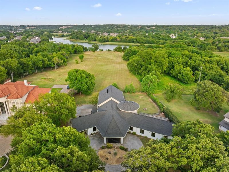 8542 Meadowbrook Drive, Fort Worth TX 76120 - Photo 16