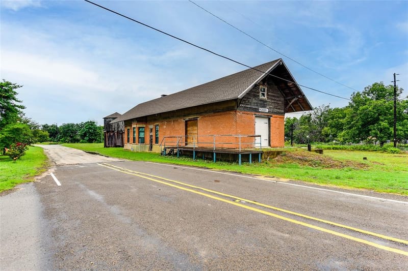 211 Main Street, Rosser TX 75157 - Photo 6