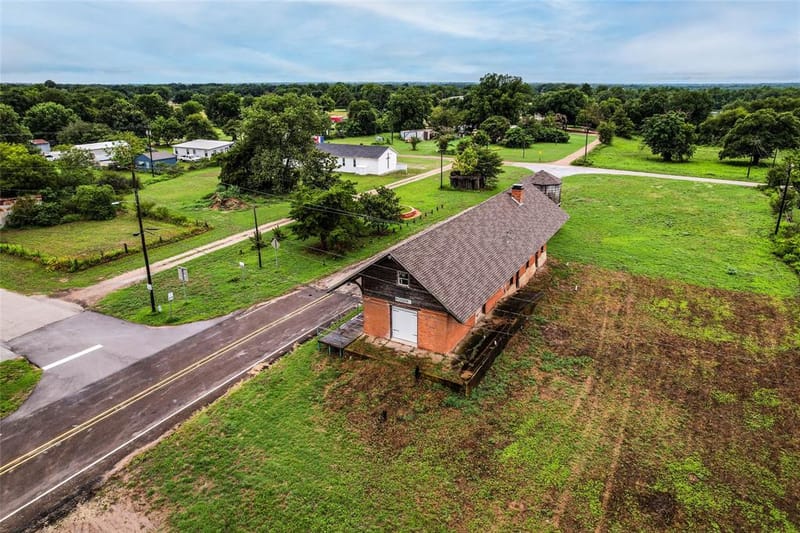 211 Main Street, Rosser TX 75157 - Photo 18