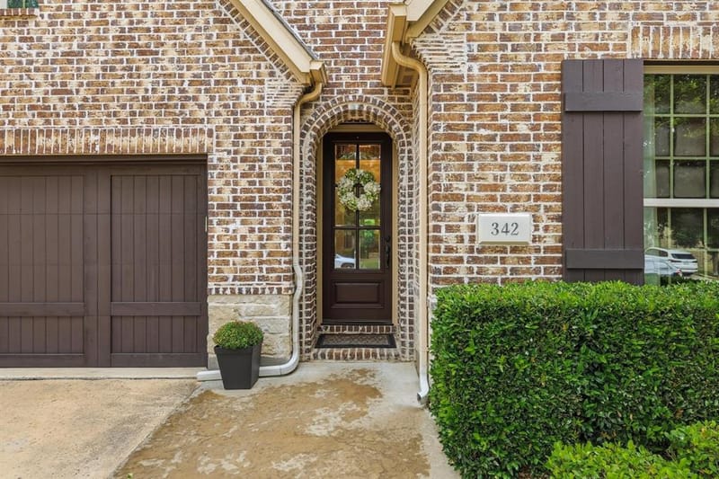 342 Hill Creek Lane, Grapevine TX 76051 - Photo 4