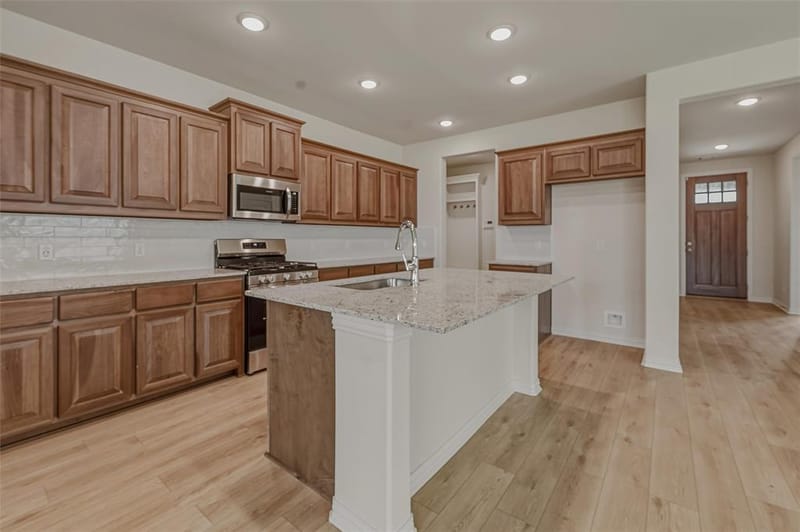 3413 Helena Street, Gainesville TX 76240 - Photo 12
