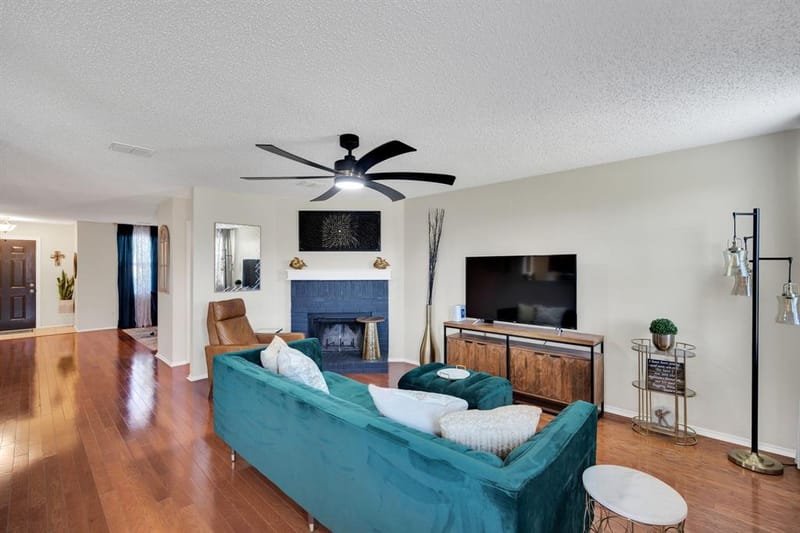 3900 Country Lane, Fort Worth TX 76123 - Photo 6