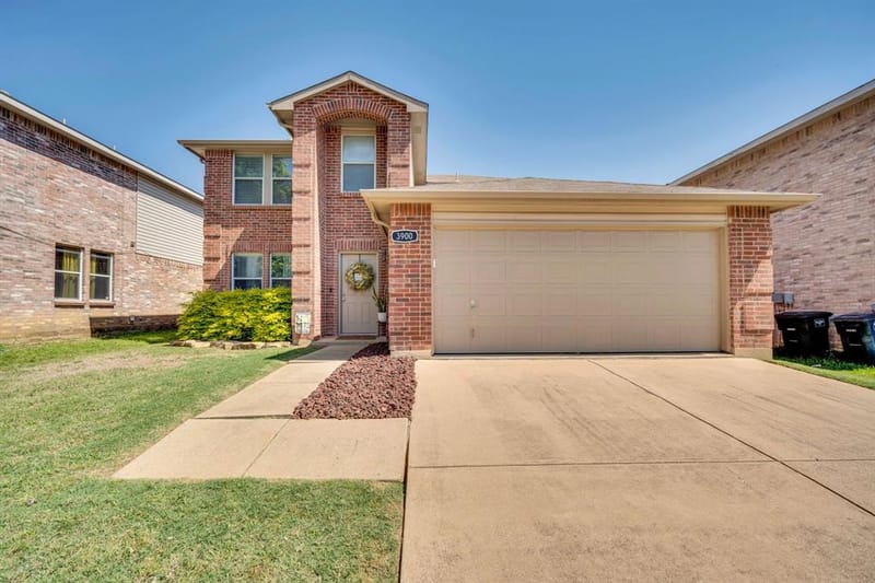3900 Country Lane, Fort Worth TX 76123