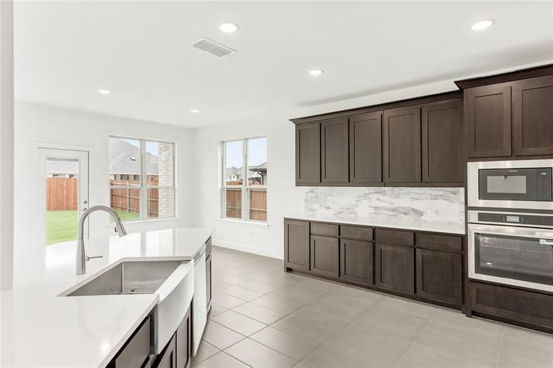 1112 Tanger Lane, Crowley TX 76036 - Photo 16